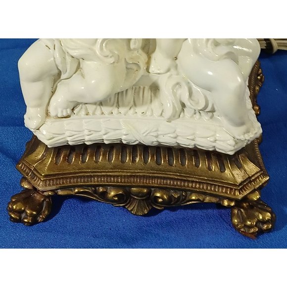 Must Buy Both Neoclassical Bronze Cherub Hollywood Regency Buffet Table Lamp - Picture 16 of 16